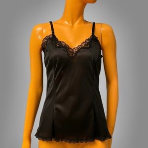 MEL-LIN Vintage Lace Trim Camisole